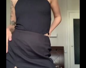 perfect body in sexy dark cloth????