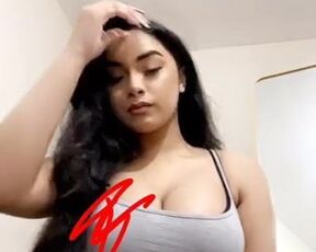 Sexy Bengali from London