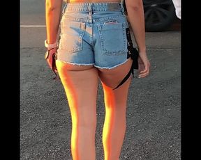 Juicy Booty Cheeks Jiggle - Candid Jean Shorts