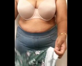 Under Boobs when changing the clothes | Sexy Desi Bra Show