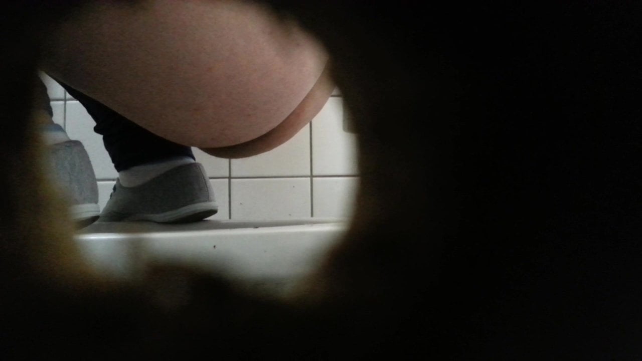 voyeur pics one site