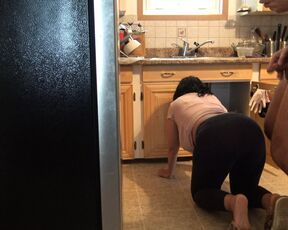 Stepmom almost caught me but finally I CUM over her ass!!!