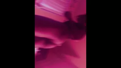 I love shaking my ass????????
